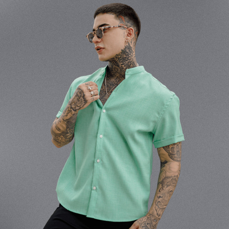 Camisa Masculina Slim Fit Gola Padre Manga Curta